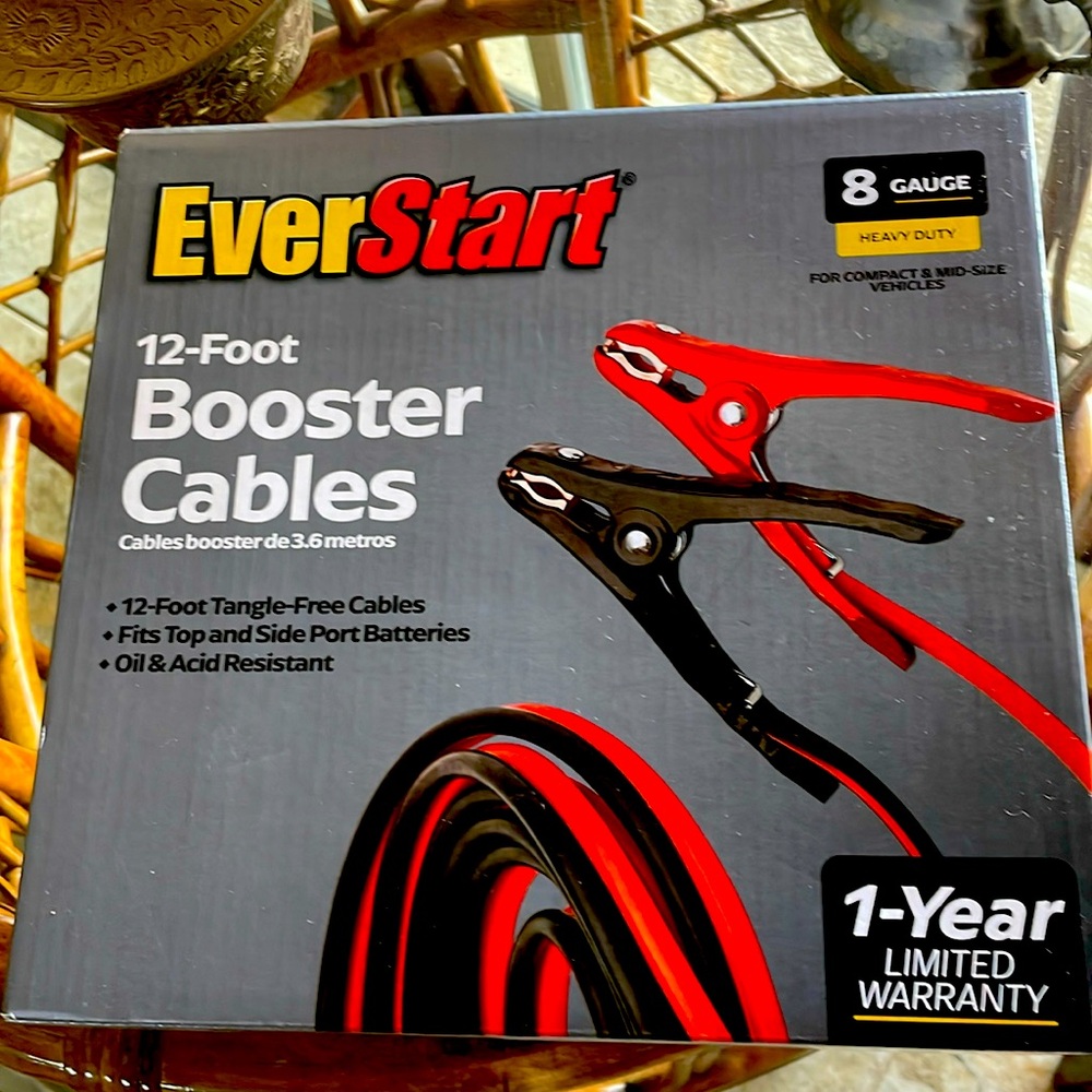 Everstart 12-Foot 8-Gauge Heavy Duty Booster Cables.